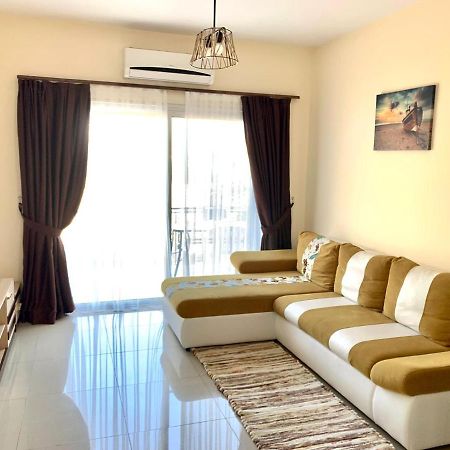 Amazing Two-Bedroom Apartment In Residence Lukomorye D1 With Private Garden Karavas  Экстерьер фото